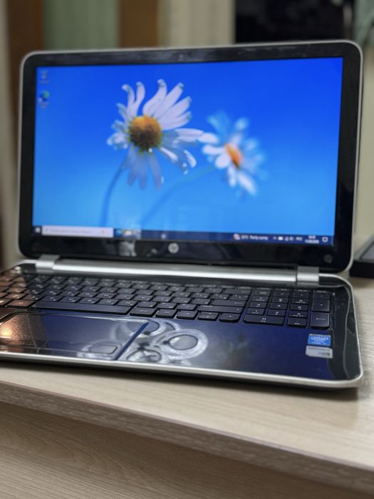 Ноутбук HP Pavilion 15-n060sr