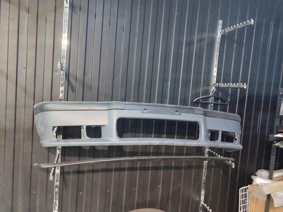 Передний бампер BMW e34 е36 е38 е39 e53 mercedes w124 w140 w190 w202