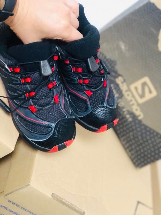 Bocanci baiat SALOMONmarimea 30-31,inter19,5cm,GORETEX,nu ghete pielr