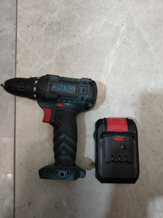 Продам шуруповерт