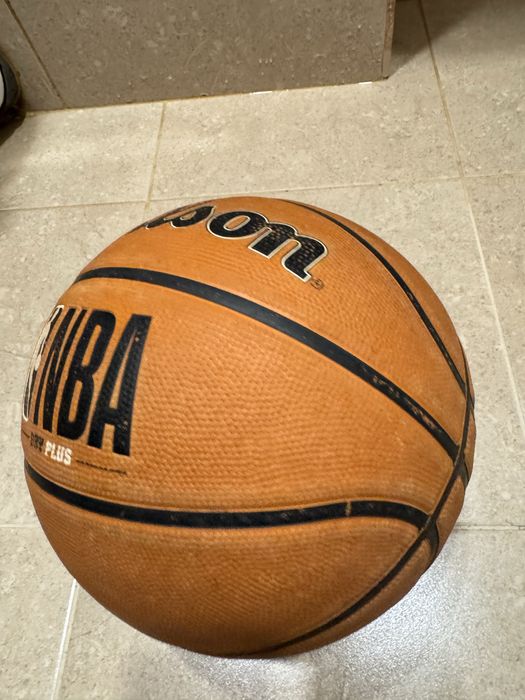 баскетболна топка WILSON NBA DRV