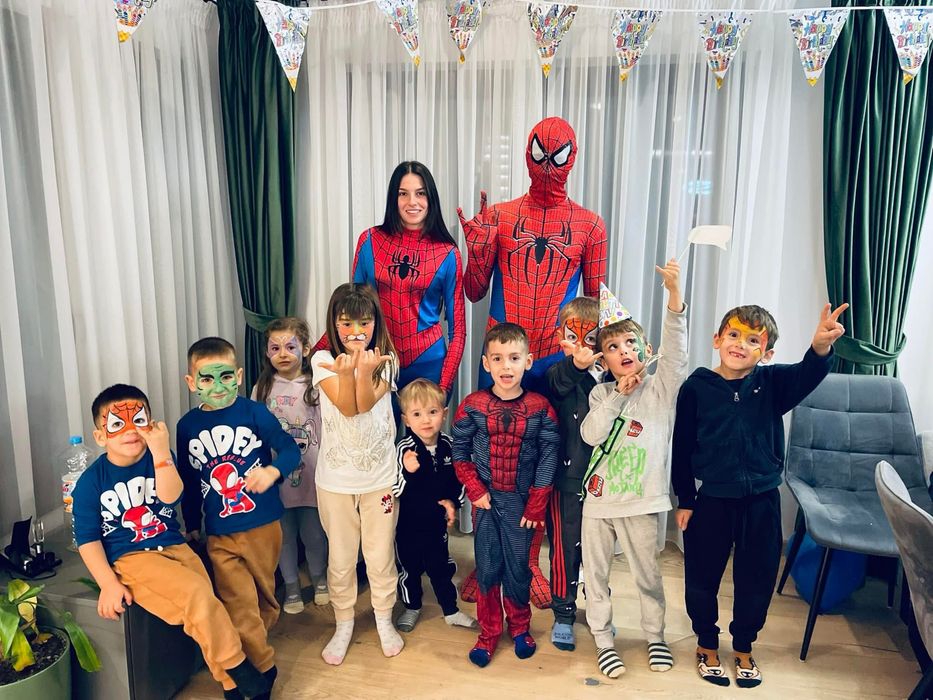 Animatori petreceri pentru copii