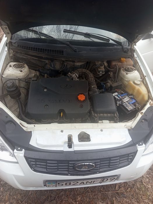 Продам Приору 2013 года