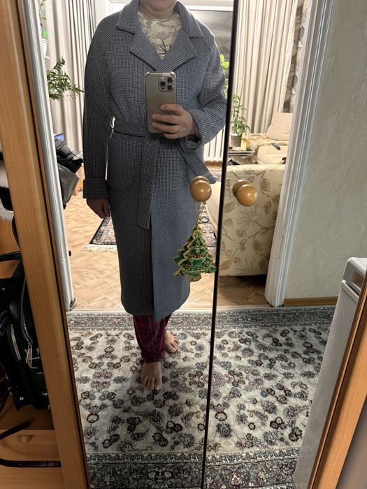 Продам женское пальто на весну