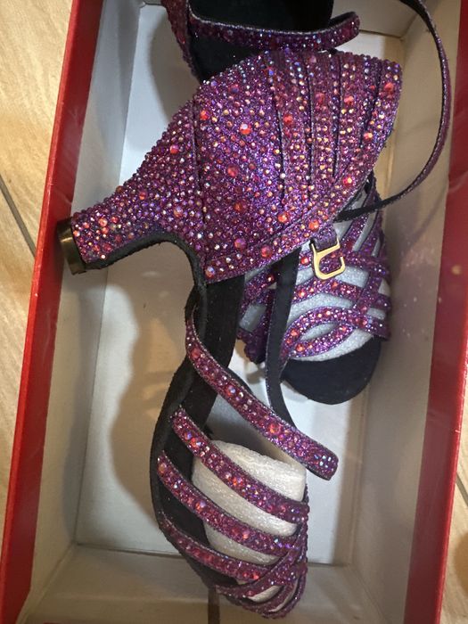 Танцевальные туфли