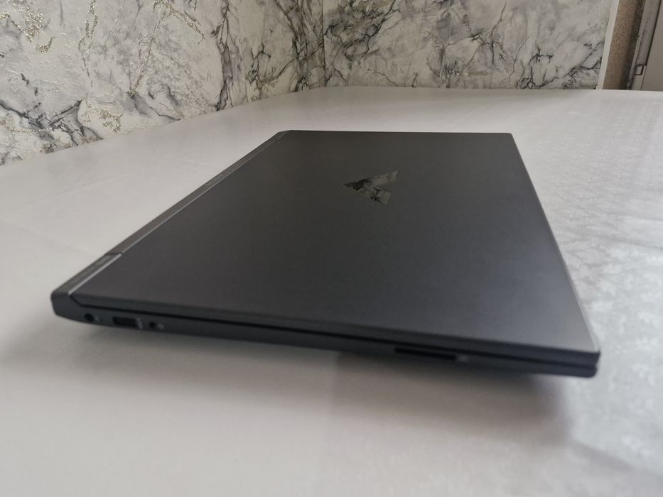 Ноутбук Hp Viktus