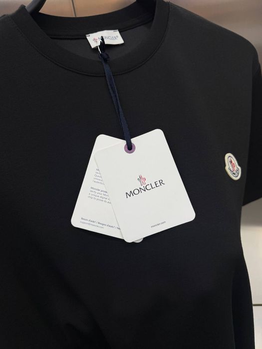 Мъжки тениски  Moncler .