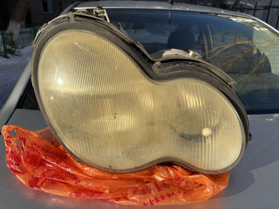 Фары на w203 (3 фишки)