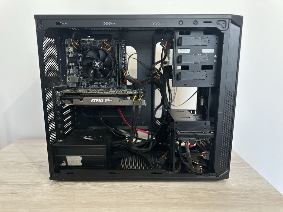 PC Gaming Corsair, 12GB ram, Windows 10, MSI twin frozr 3, AMD