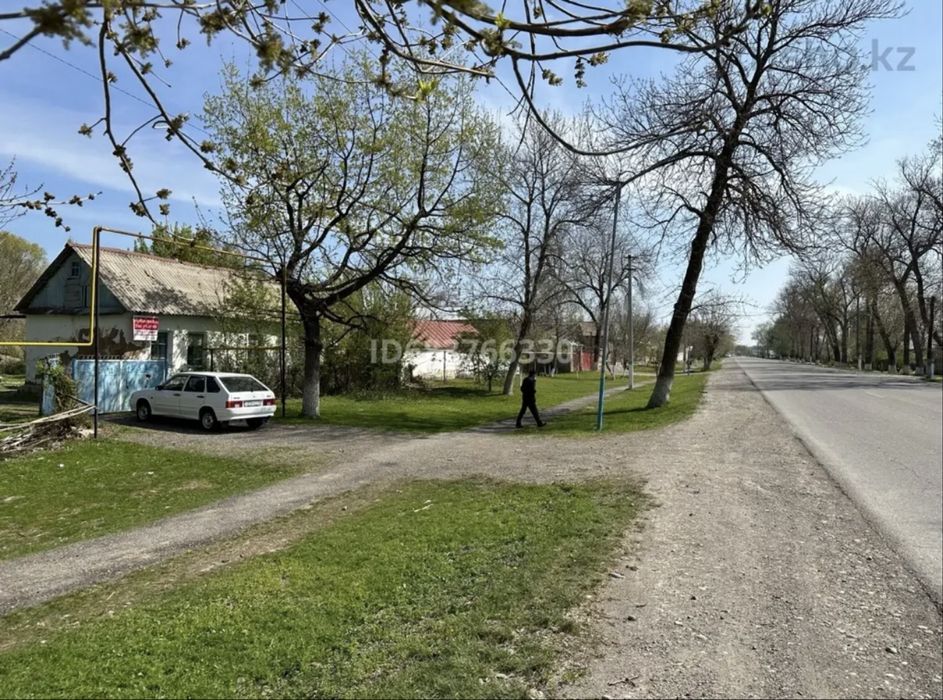 Два участка с домом