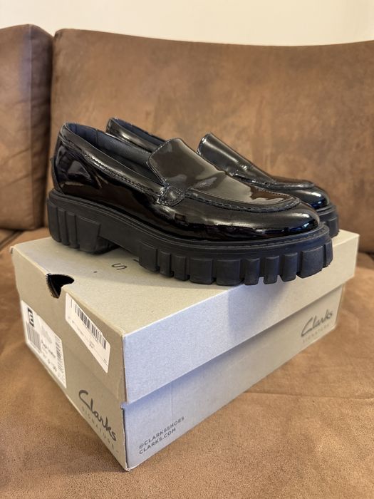 Кожени обувки Clarks