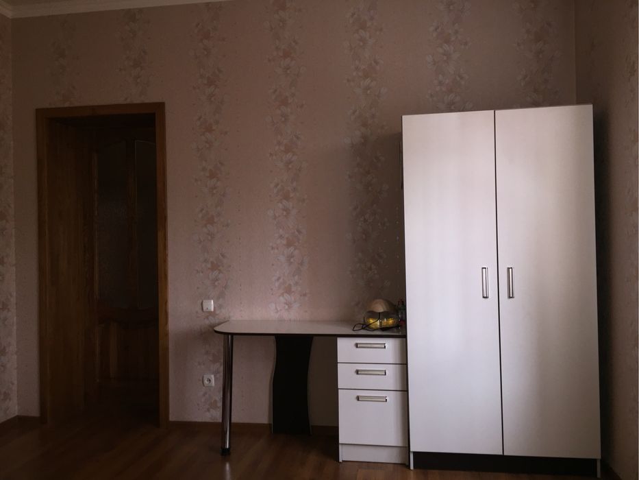 Продается спальний мебель