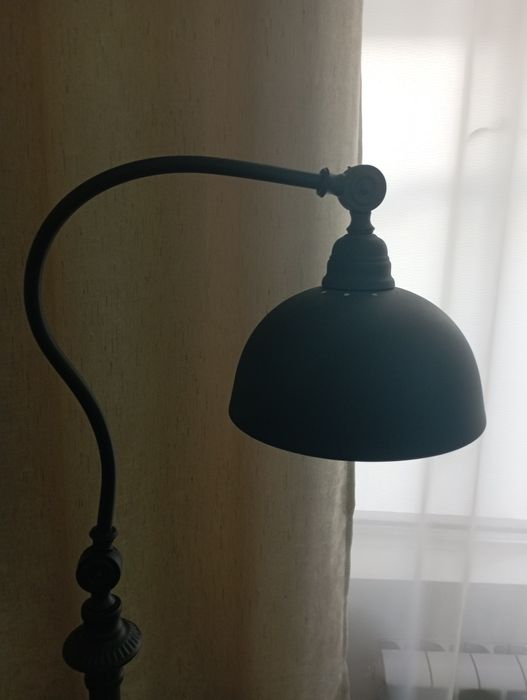 Лампа напольная - торшер