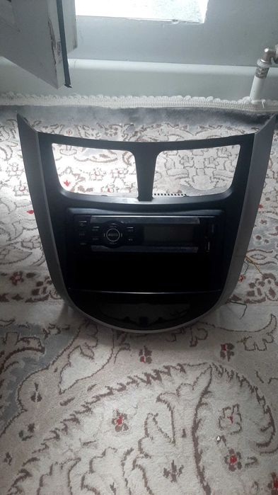 Мафон и панель хундай акцент