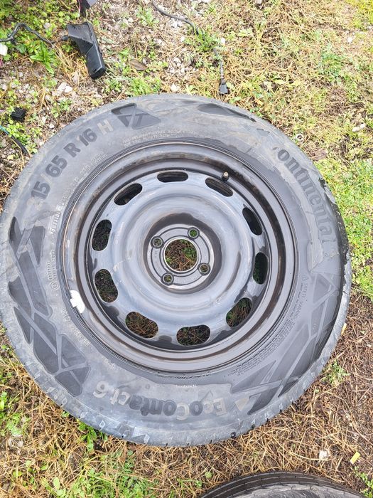 Джанти с гуми 215 65 16 за Пежо, Ситроен, Опел