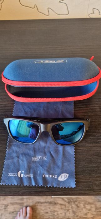 Продавам детски слънчеви очила