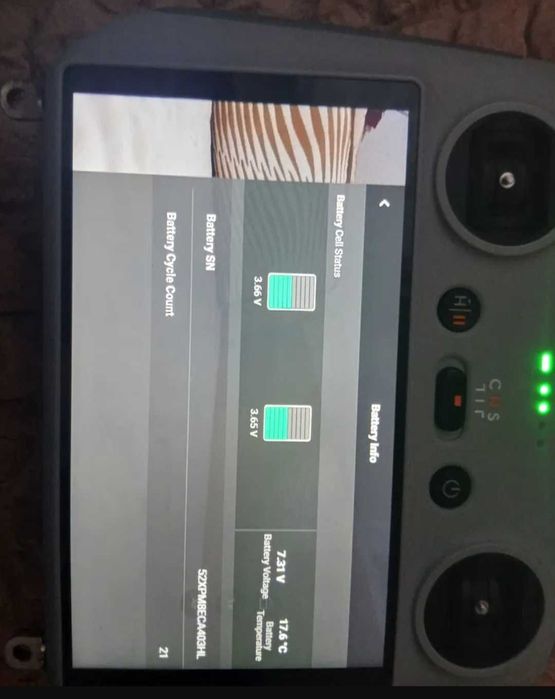 Продавам дрон DJI MINI 3