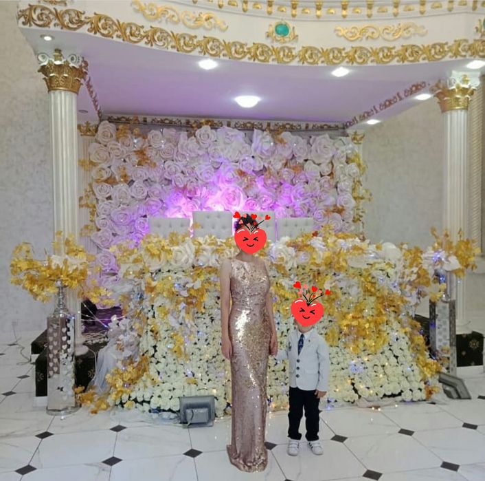 Блестящие  платье