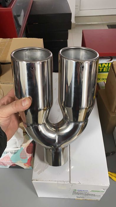 Difuzor Dublu Bara Spate Model M5 Negru Lucios BMW Seria 5 F10 F11