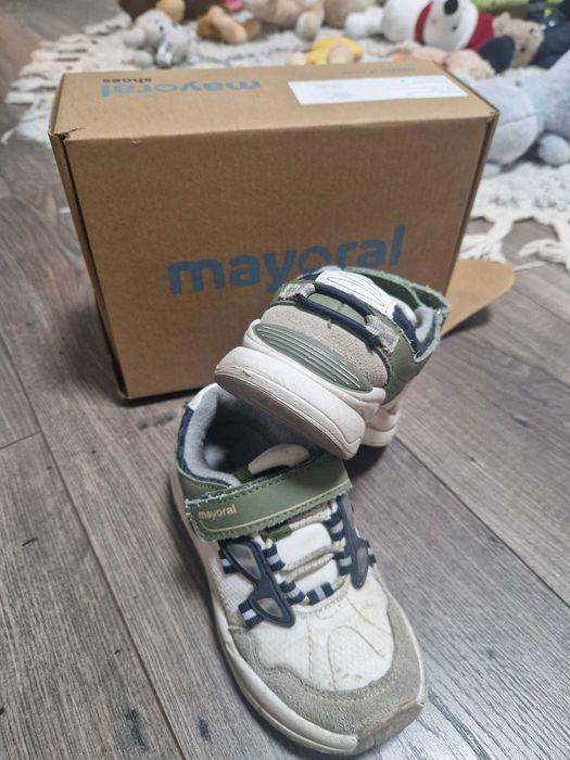 Маратонки Майорал