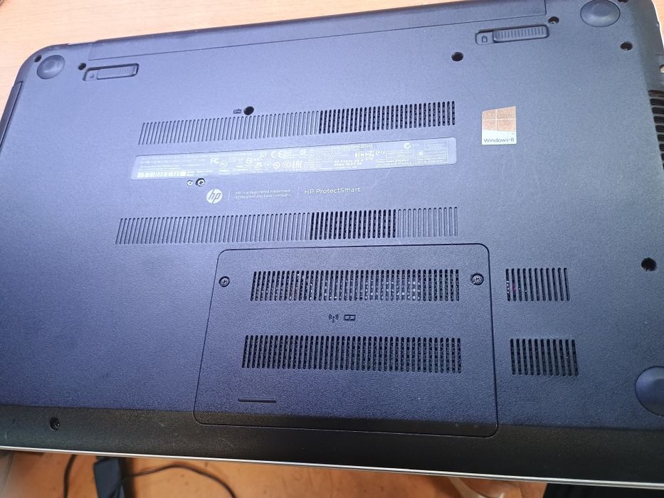Продаётся ноутбук HP Pavilion 15-221