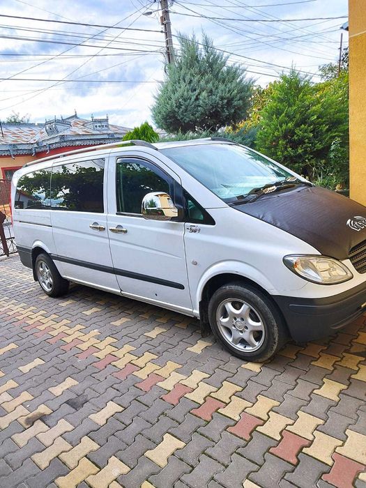 Inchirieri Microbuz 8 plus 1 Focsani