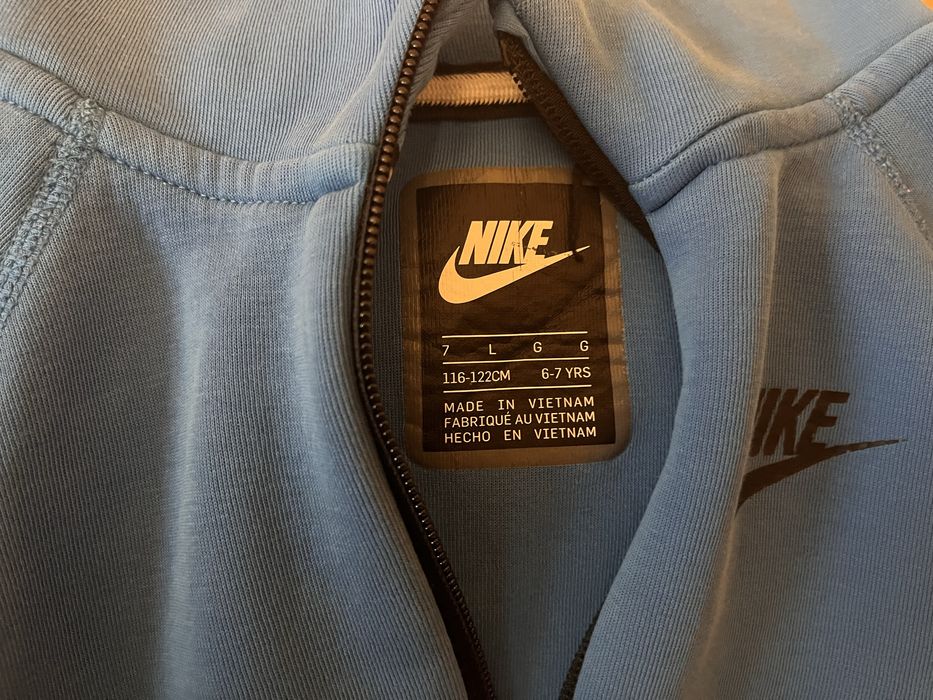 Nike Tech Fleece детски анораци