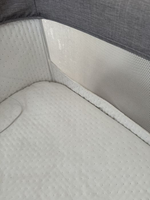 Продам детский манеж-кровать