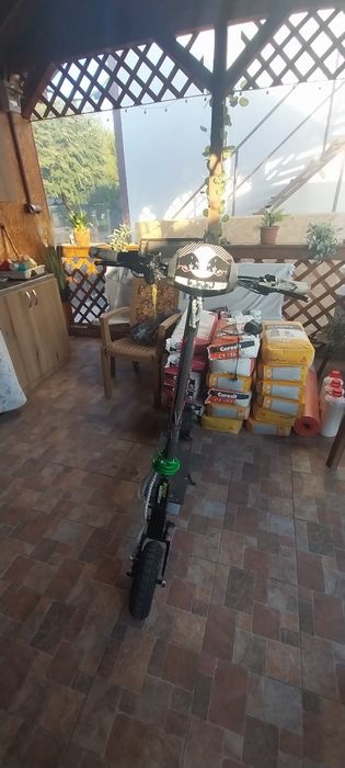 Vând kukirin g2 cu colant redbull