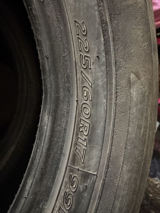 Продам резину на17 летнюю