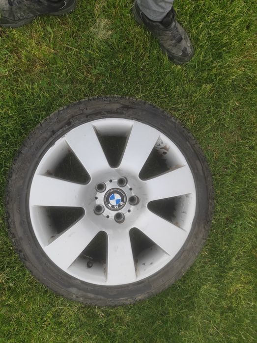 Продавам летни гуми с джанти 18-ки BMW/БМВ