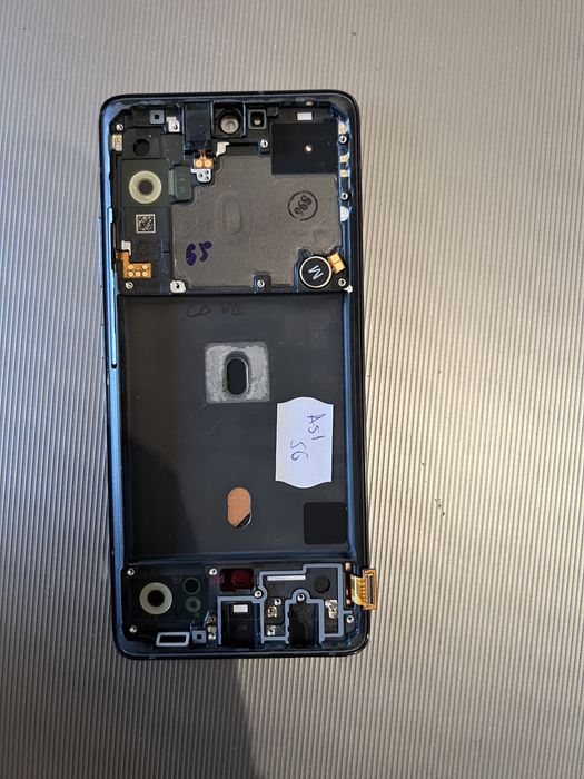 Display a51 5g       .