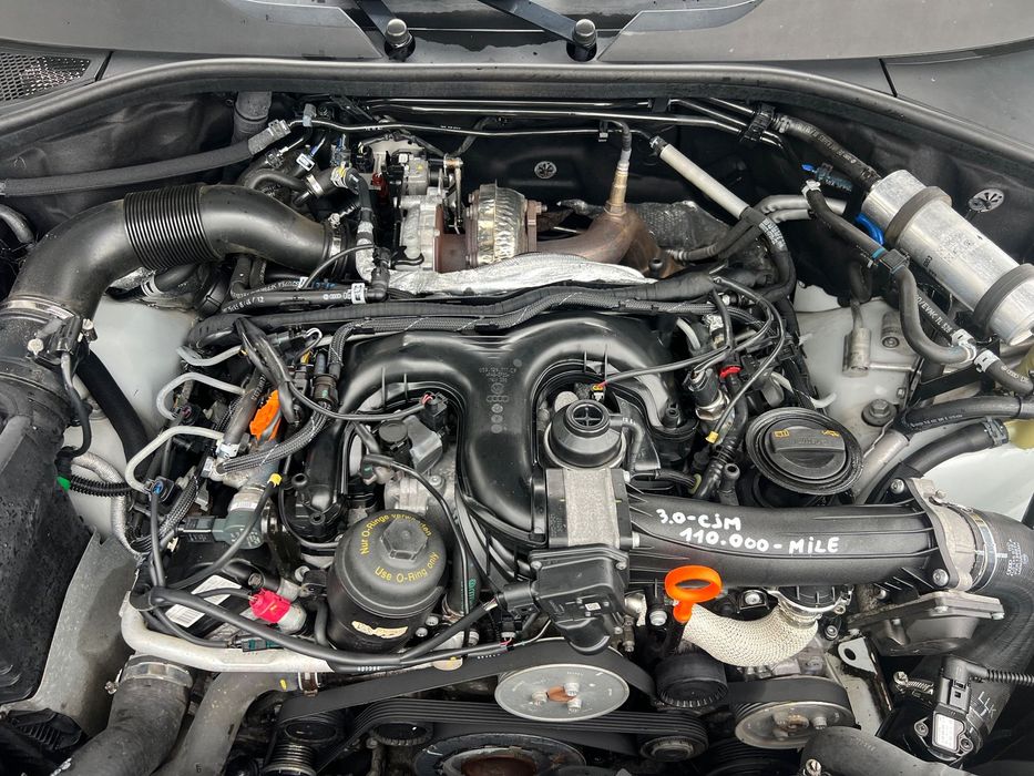 DEZMEMBREZ Piese Auto Audi Q7 Facelift Motor 3.0 diesel cod CJM CRC CJG Cutie viteze Automata NAC Fata completa Bara fata spate injectoare Turbina Kit Injectie Far Bi-xenon Led Portiera fata spate Carlig Jante aluminiu Interior Piele Volan S line Haion el