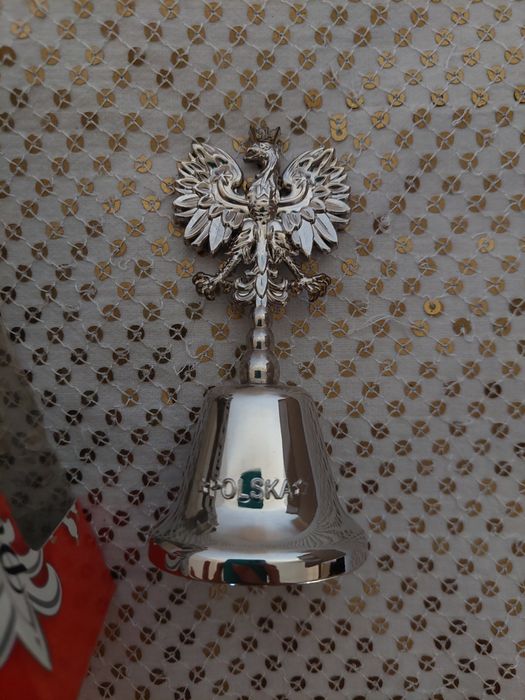 Декоративни прибори и звънче от Полша