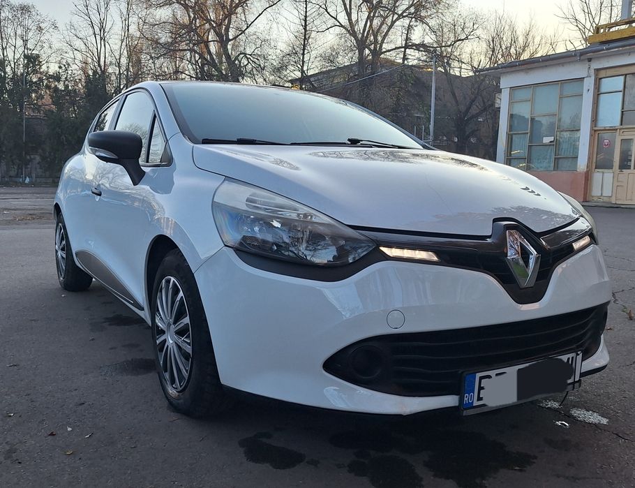 Renault Clio 1.5 dci cu doar 79000km