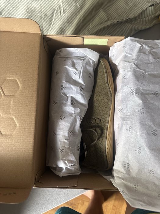 Vivobarefoot Sensus