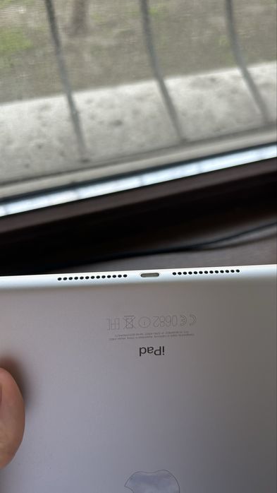 прода. iPad 5  32GB