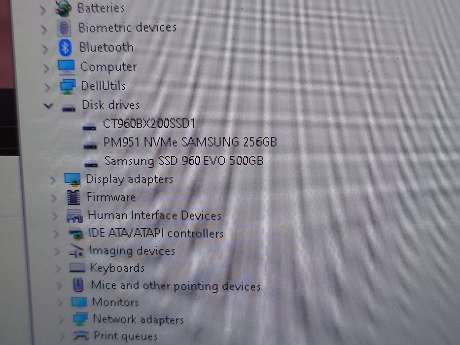 Alienware 15 R3 - 32GB RAM , i7 , GTX 1080 Max Q , 1.7 TB