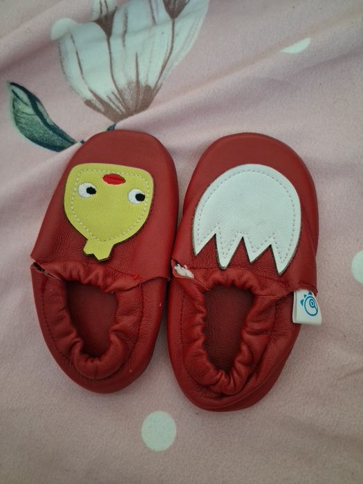 Papucei marime 21 din piele