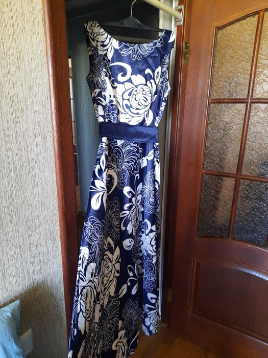 Продам платье вечернее