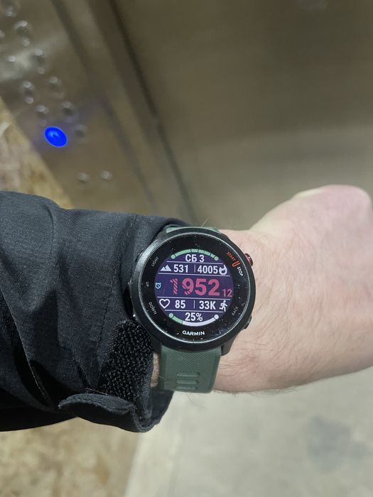 Продам  Garmin Forerunner 55