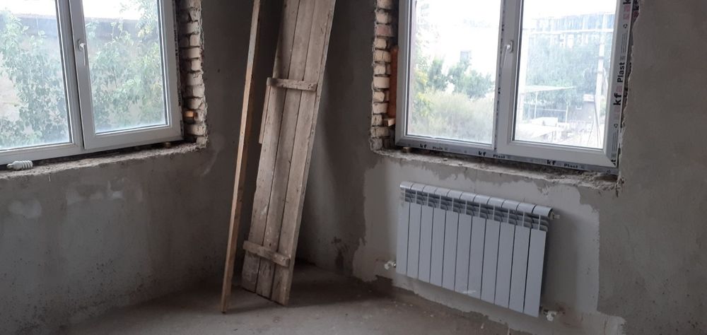 Buxoro shaharda 110 kv 4 xonalik 2 etaj