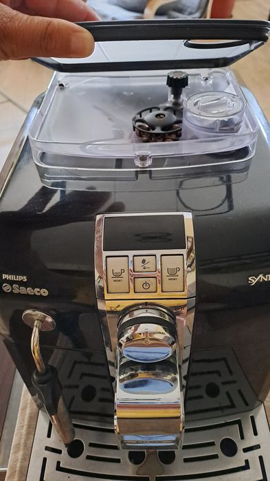 Кафемашина Saeco Syntia