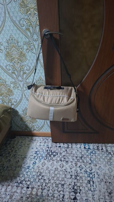 Коляска сотилади