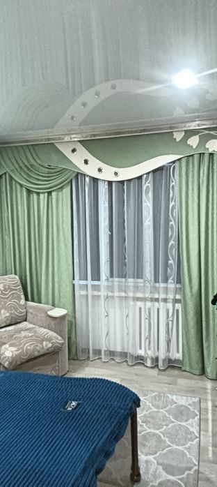 Продам комплект штор+ламбрекен +тюль