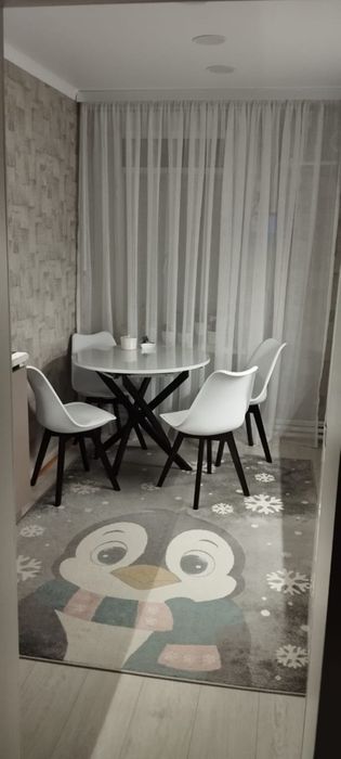 Ковер на пол……..