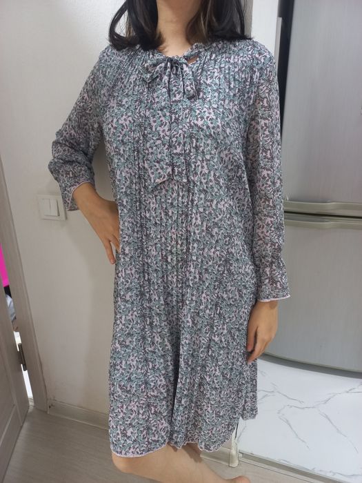 женское легкое красивое платье