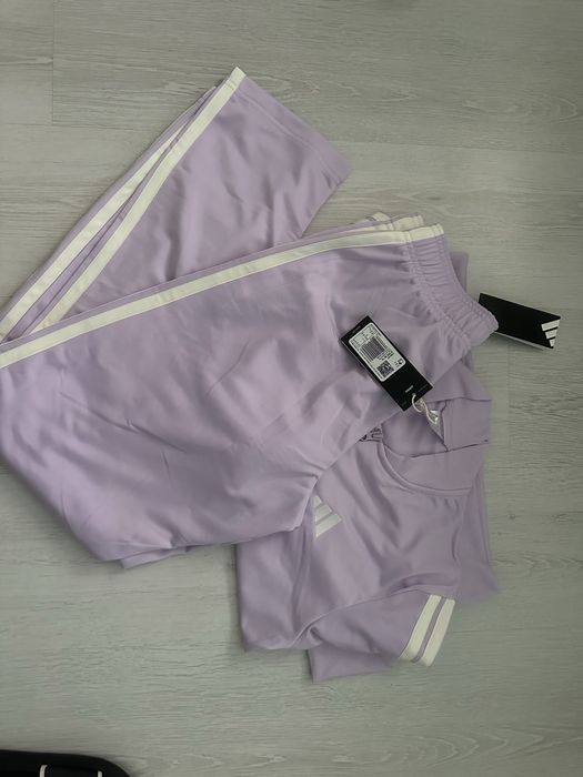 Нов дамски екип Adidas, S размер