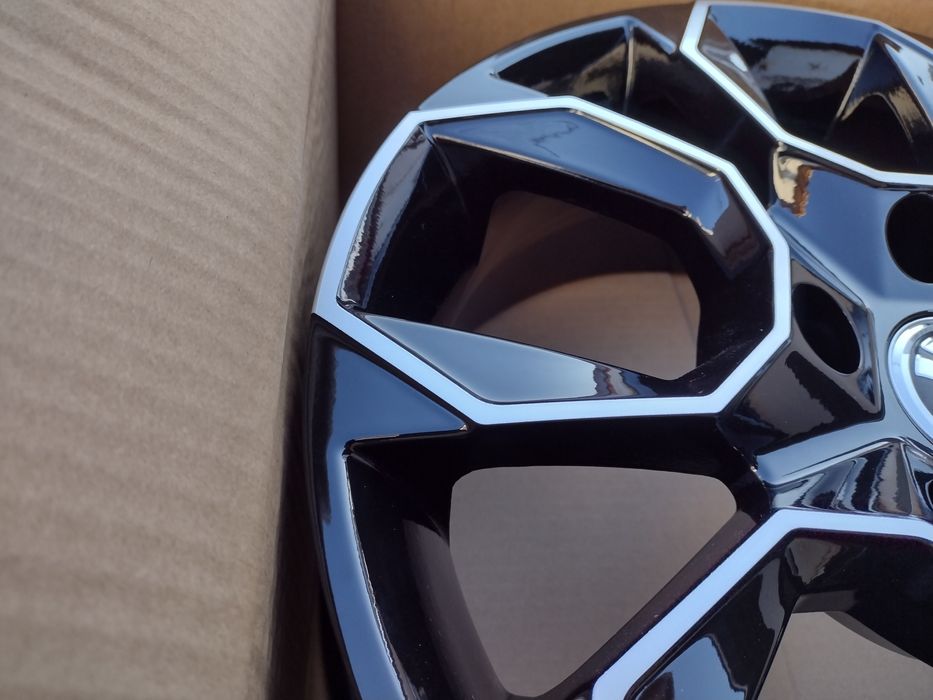 Jante 15 Skoda VRS Octavia 2 II,  Octavia 3 III
Prindere 5 x 112 R15