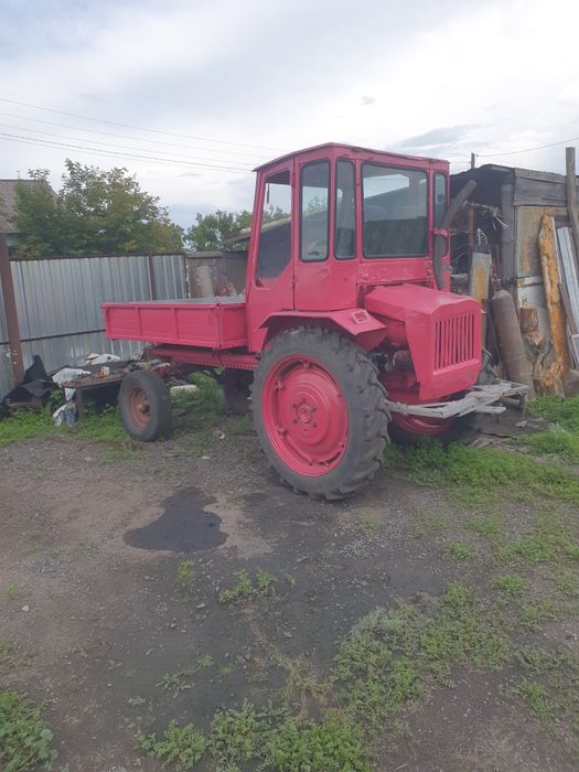Поодам Трактор т16